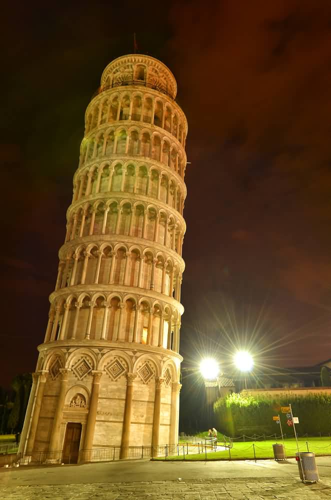 Pisa-leaning